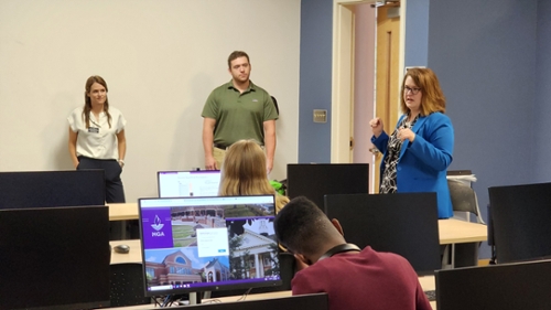 Barneika Williams and Dr. Mary Roberts from the Center for Career Leadership & Development alongside representatives from the Warner Robins Logistics Complex (WR-ALC) at Robins Air Force Base to discuss internship opportunities with IT students.