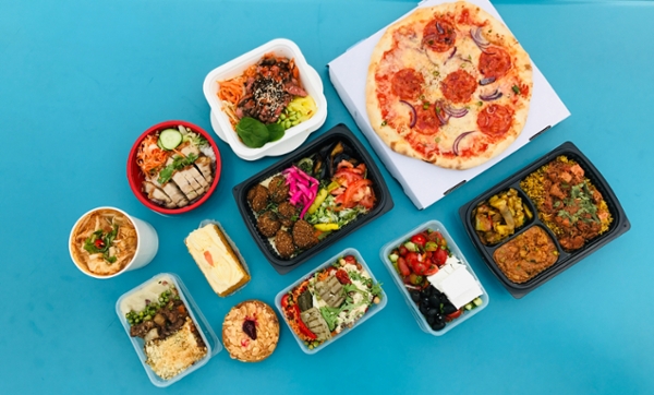 Flatlay of various dinner plates.